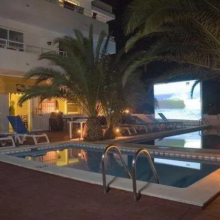 Sunset Oasis Ibiza (adults Only) 호텔 2*